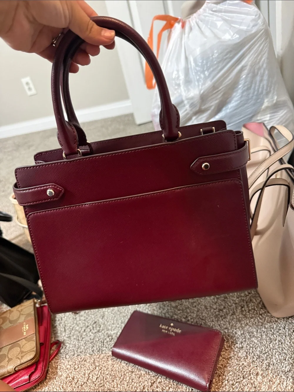 N/A wine red